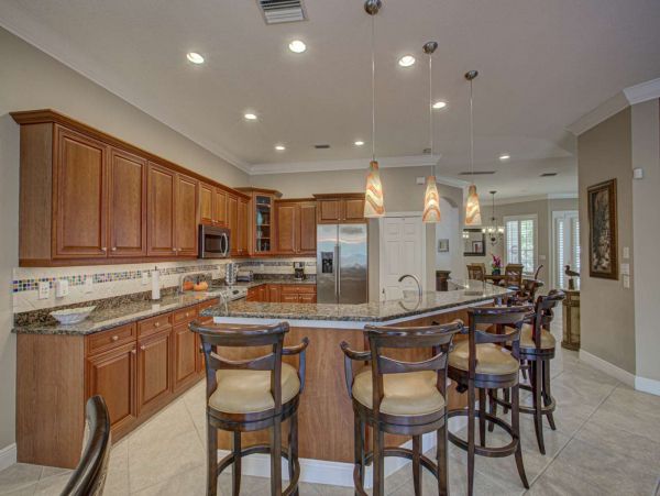 Siesta Key Four Bedroom Canal Front Home Walk to Beach