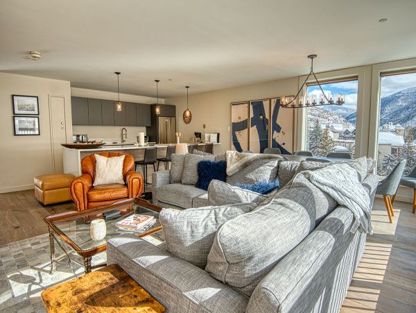 Mountain View Three Bedroom Rental Condo in Vail