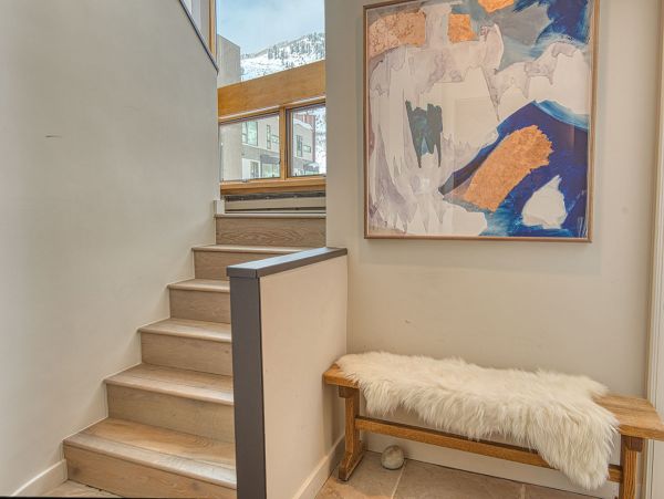 Mountain View Three Bedroom Rental Condo in Vail