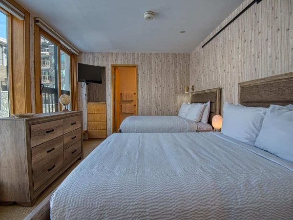 Mountain View Three Bedroom Rental Condo in Vail