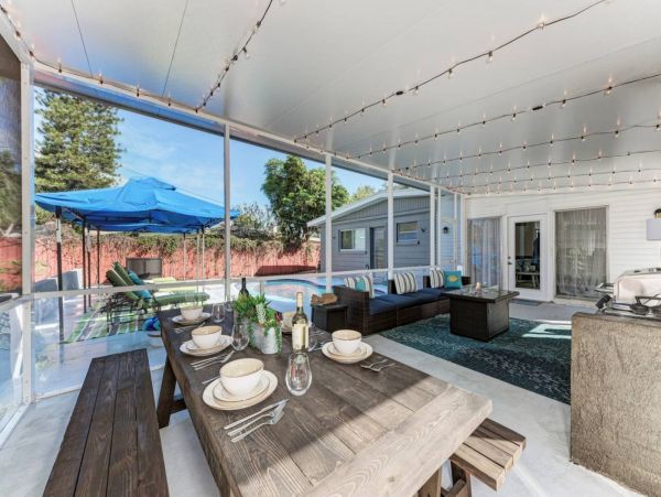 Sarasota Two Bedroom Vacation Home with Private Pool