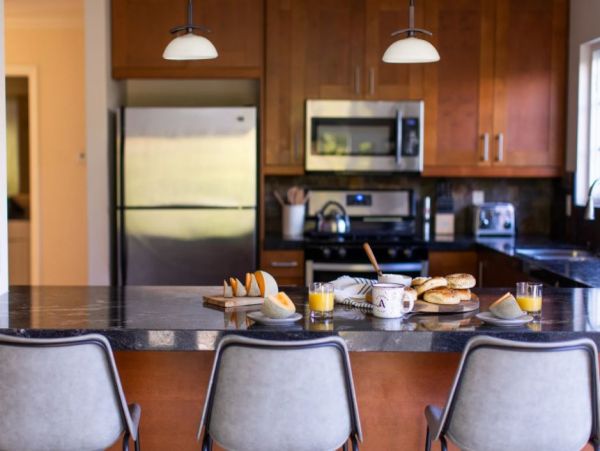La Jolla Luxury Vacation Rental Sleeps Ten Guests