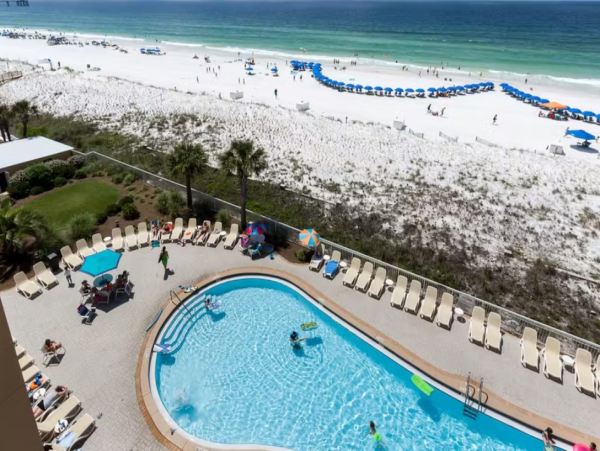 Beautiful 3 Bedroom Vacation Condo with Great Views
