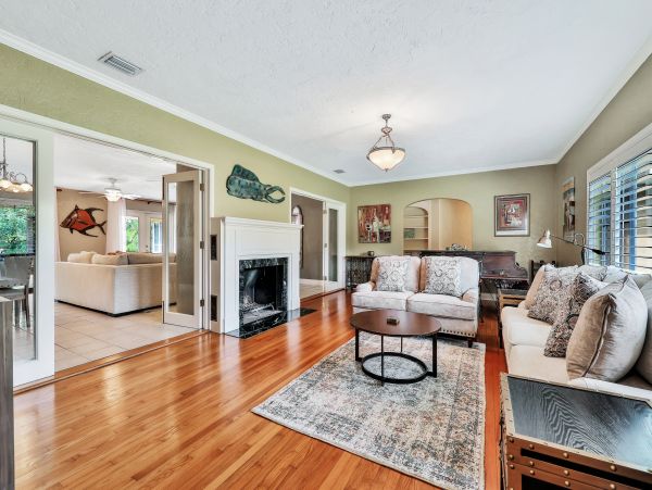 Anna Maria Island Holmes Beach Home 962200