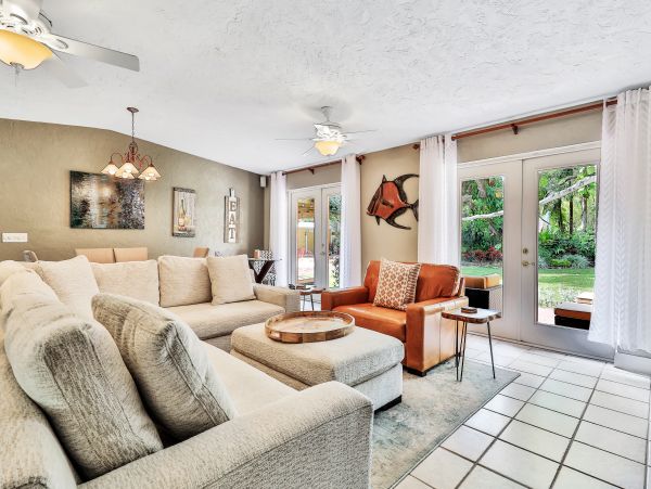 Anna Maria Island Holmes Beach Home 962200