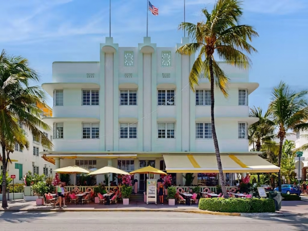 Modern Two-Bedroom Condo Near South Beach
