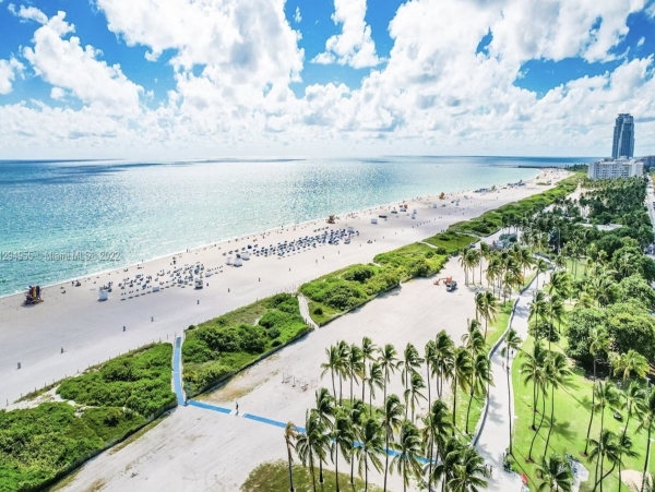 Modern Two-Bedroom Condo Near South Beach