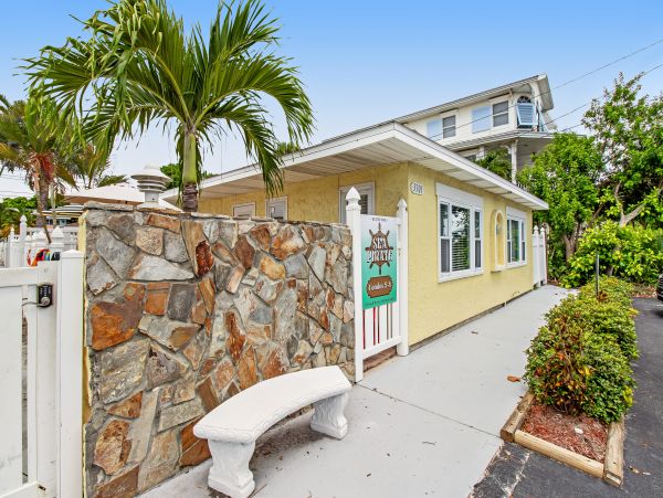 Anna Maria Island Holmes Beach Condo 962266