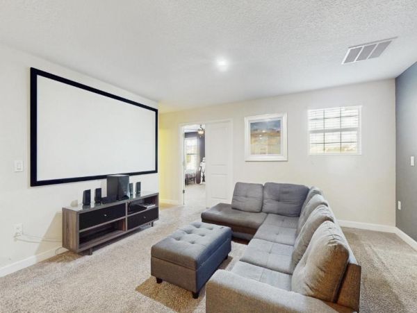 Luxurious Modern Home with Private Pool & Spa in Davenport