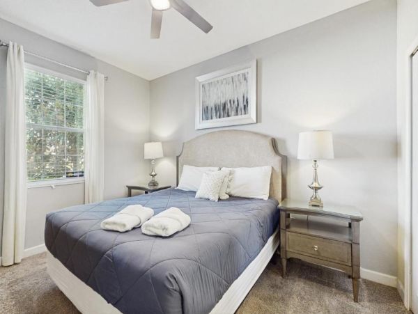 Luxurious Modern Home with Private Pool & Spa in Davenport