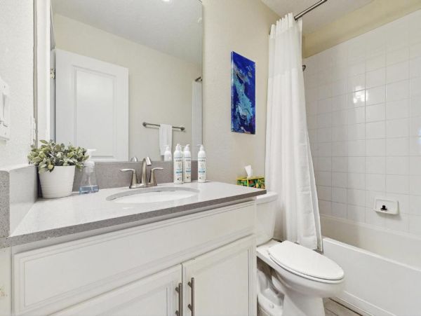 Luxurious Modern Home with Private Pool & Spa in Davenport