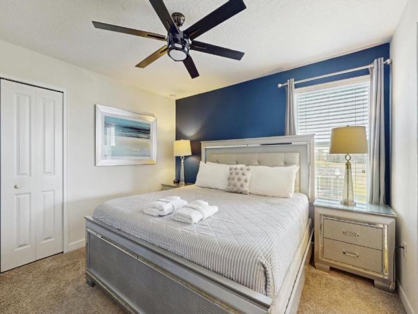 Luxurious Modern Home with Private Pool & Spa in Davenport