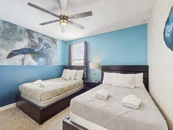 Luxurious Modern Home with Private Pool & Spa in Davenport