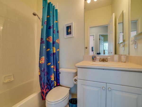 Beautiful Gulf to Bay 4 Bedroom Townhome in Bradenton Beach