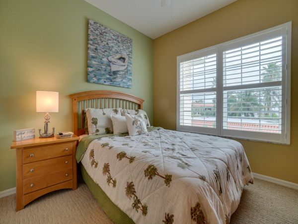 Beautiful Gulf to Bay 4 Bedroom Townhome in Bradenton Beach