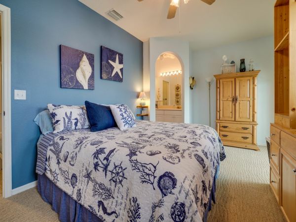 Beautiful Gulf to Bay 4 Bedroom Townhome in Bradenton Beach