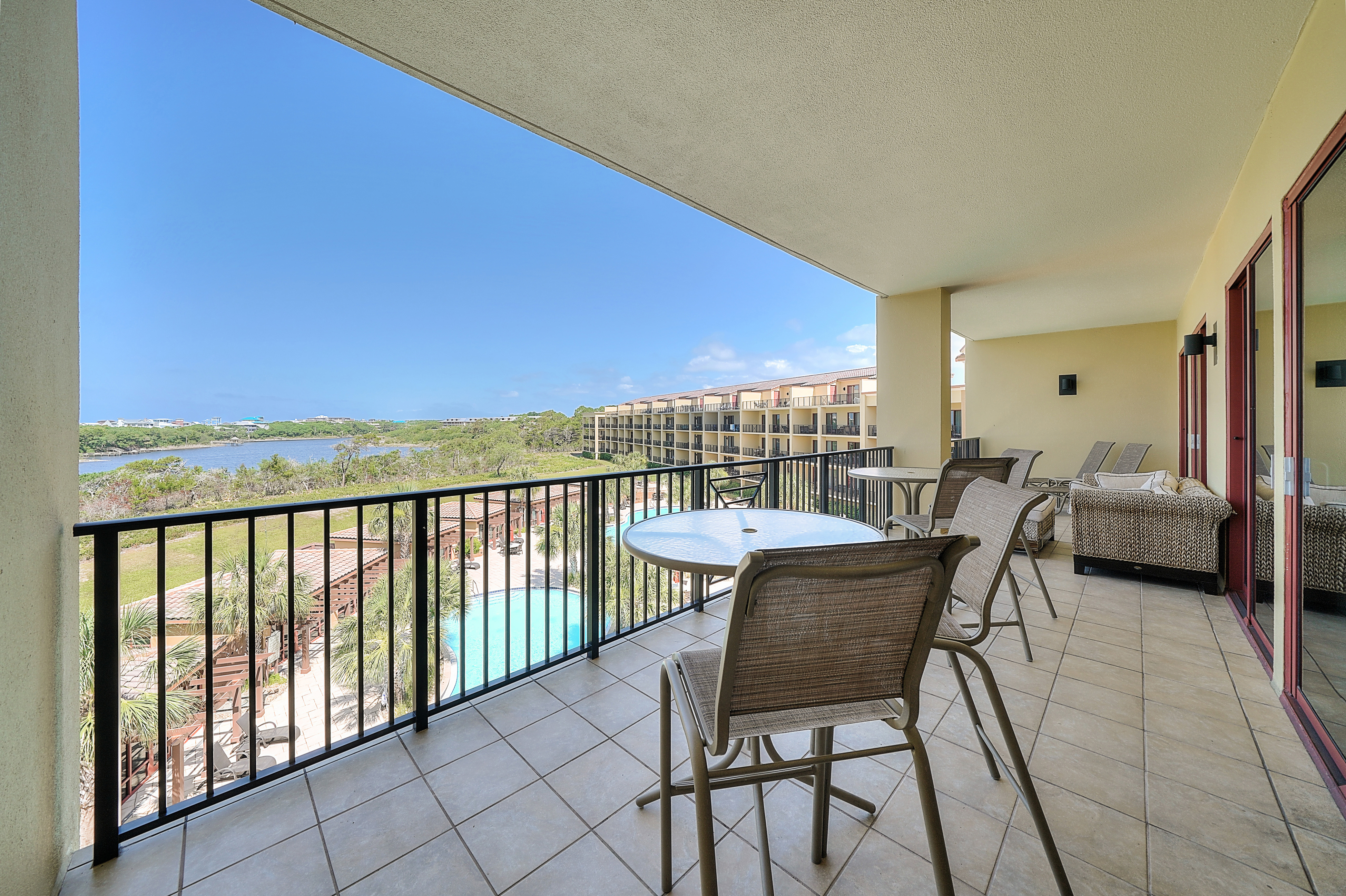 Santa Rosa Beach Vacation Condo Four Bedrooms Walk To Beach