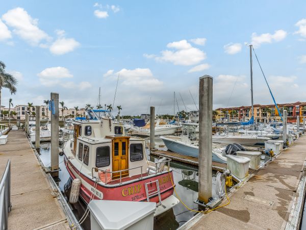 Naples Condo 962309