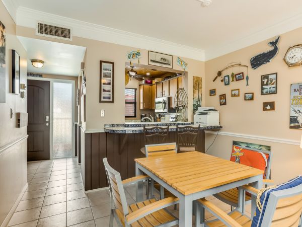 Naples Condo 962309