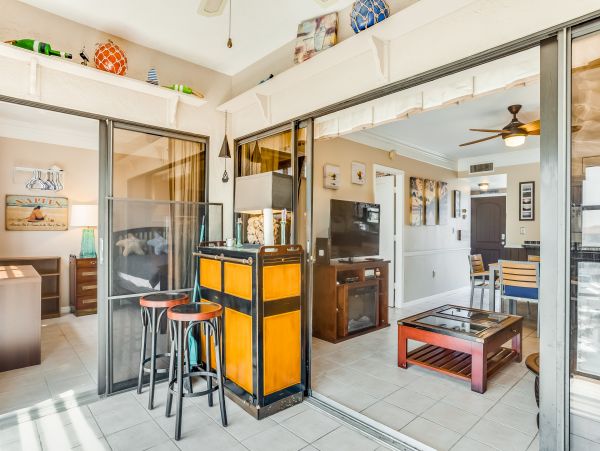 Naples Condo 962309