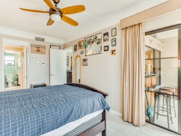 Naples Condo 962309