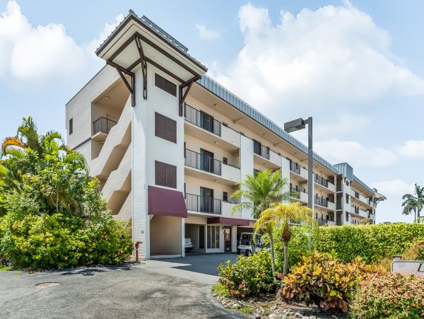 Naples Condo 962309