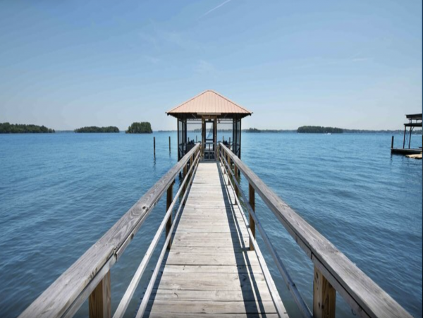 Amazing Lake Views 4 Bedroom Vacation Home Lake Norman
