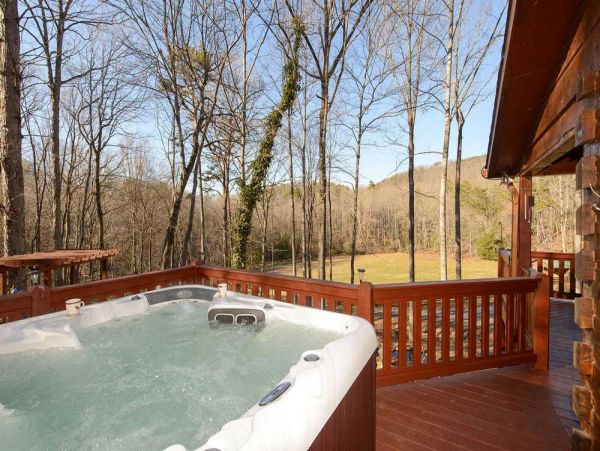 Georgia Six Bedroom Mountain Vacation Home