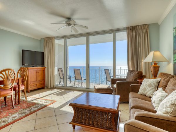 Six Bedroom Gulf Front Rental Condo in Panama City Beach