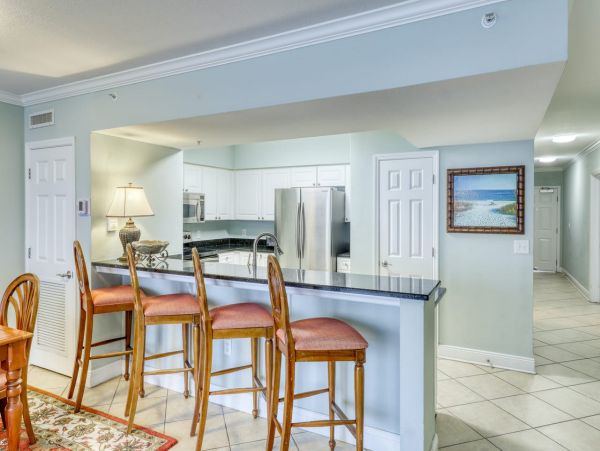 Six Bedroom Gulf Front Rental Condo in Panama City Beach