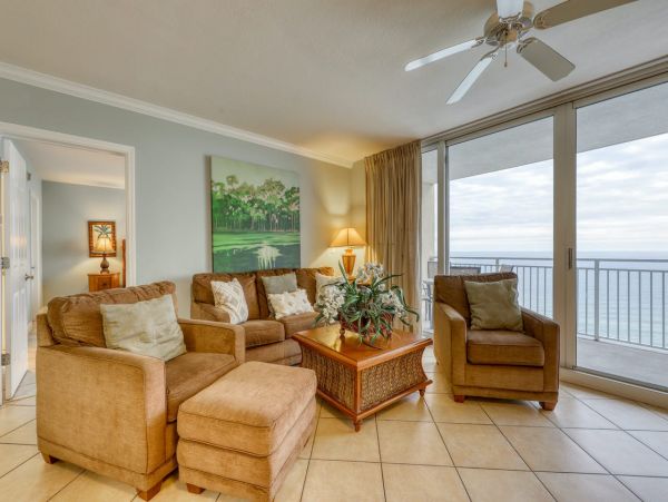 Six Bedroom Gulf Front Rental Condo in Panama City Beach