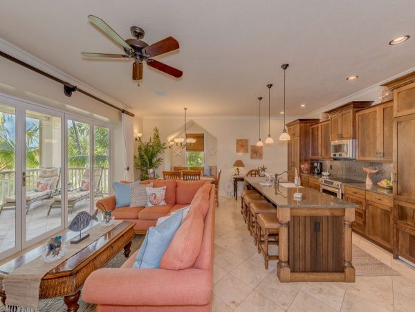 Walk Beach Three Bedroom Rental Condo in Poipu