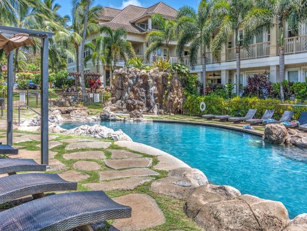 Walk Beach Three Bedroom Rental Condo in Poipu