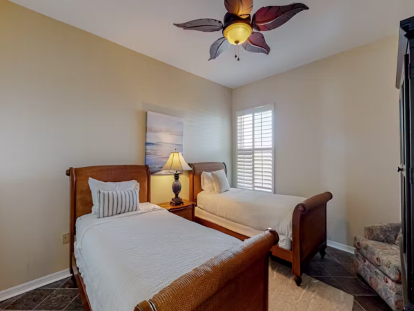 Amazing views Beachfront condo