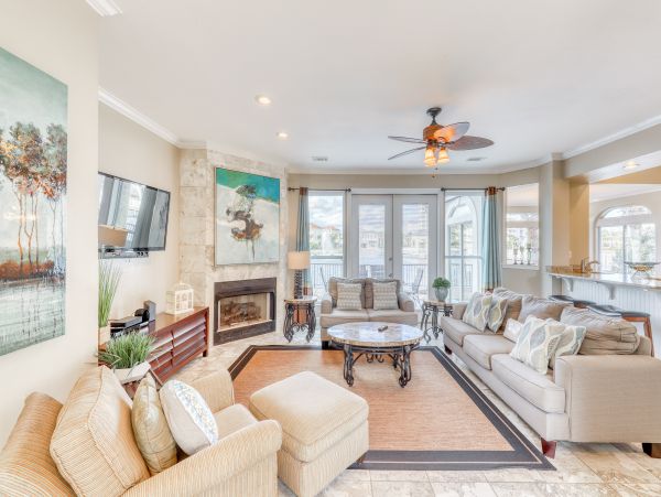Destin Walk to Beach Four Bedroom Vacation Home
