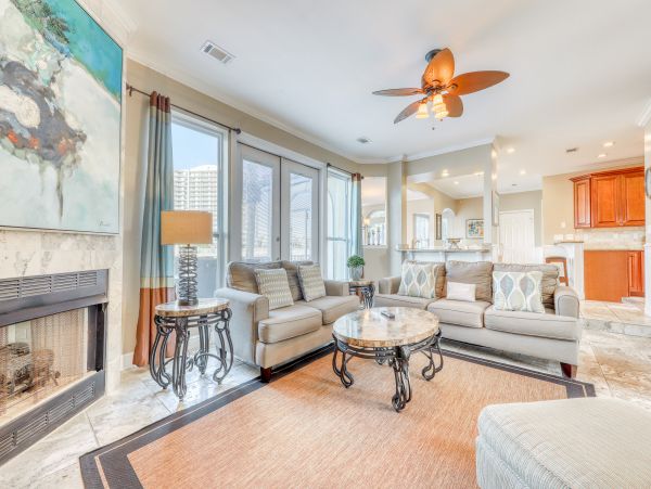 Destin Walk to Beach Four Bedroom Vacation Home