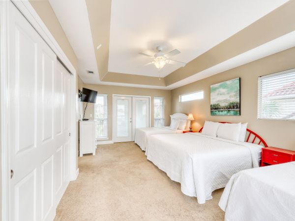 Destin Walk to Beach Four Bedroom Vacation Home