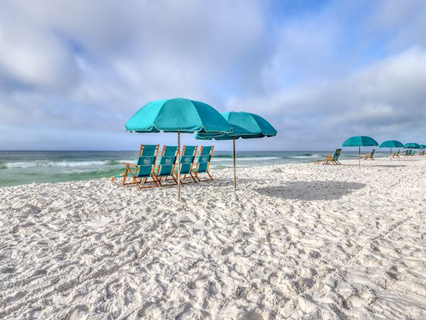 Destin Walk to Beach Four Bedroom Vacation Home