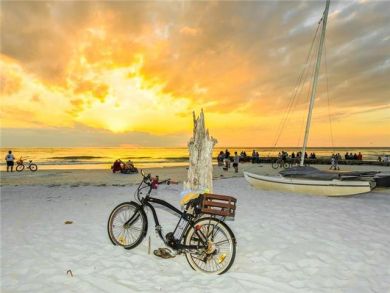 Siesta Key Vacation Home 6 Bedrooms Sleeps 22 Guests