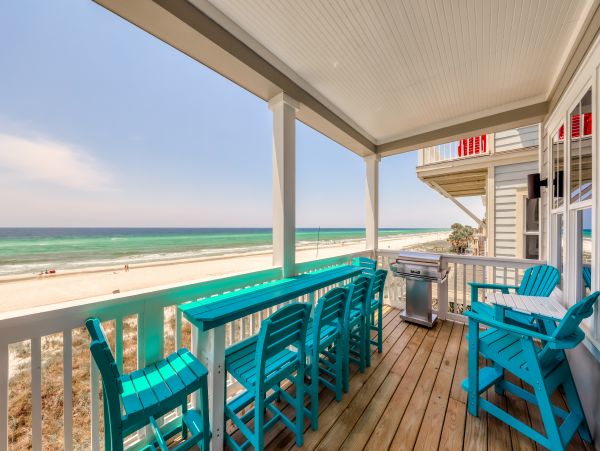 Luxurious Beachfront Vacation Rental with Private Pool