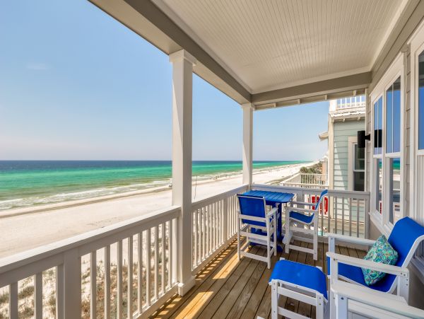 Luxurious Beachfront Vacation Rental with Private Pool