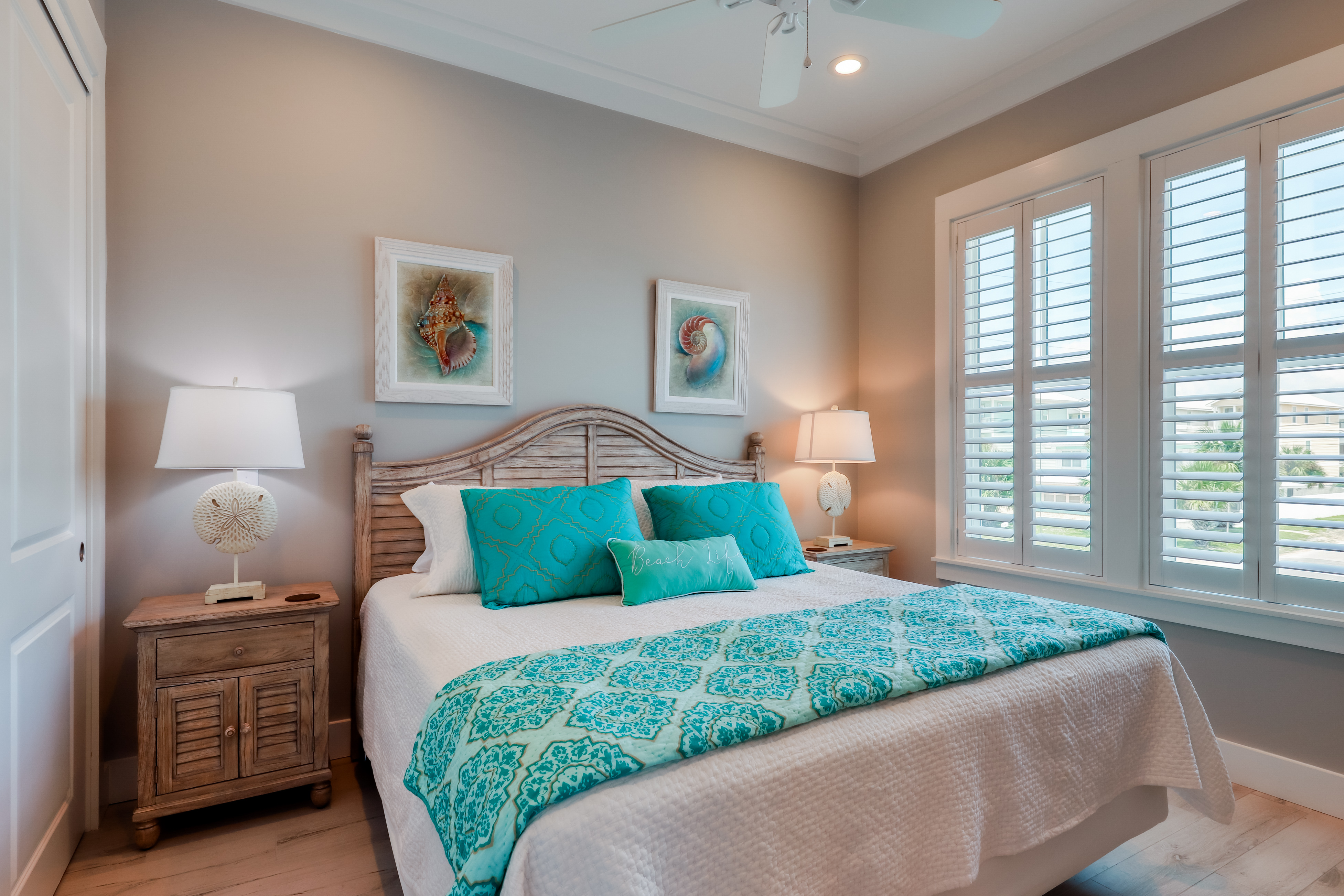 Luxurious Beachfront Vacation Rental with Private Pool