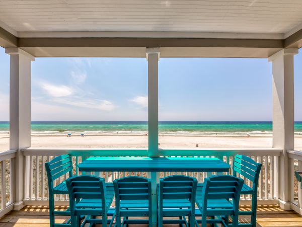 Luxurious Beachfront Vacation Rental with Private Pool