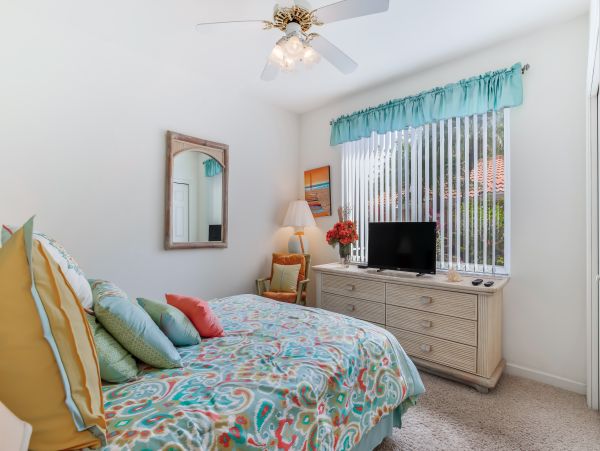 Naples Condo 962446