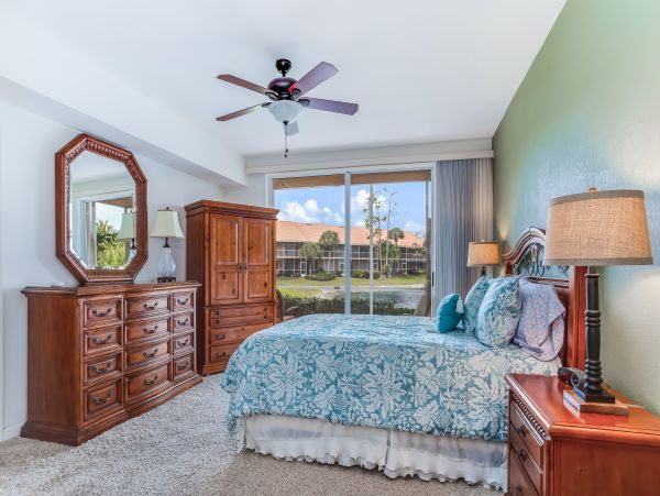 Naples Condo 962446