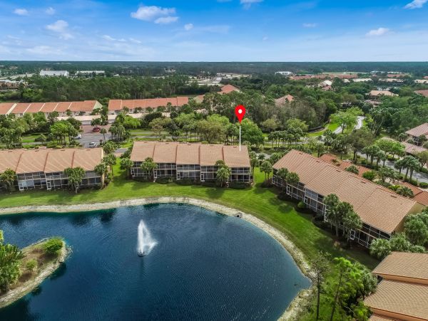 Naples Condo 962446