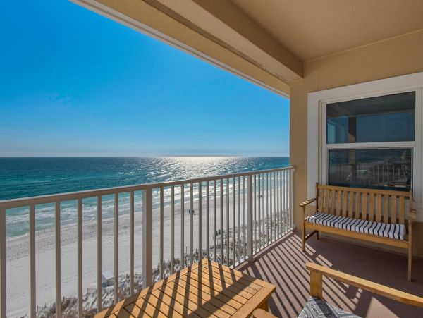Luxury Vacation Rental  Beachfront Retreat