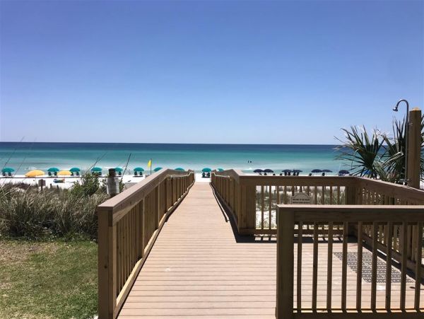 Luxury Vacation Rental  Beachfront Retreat
