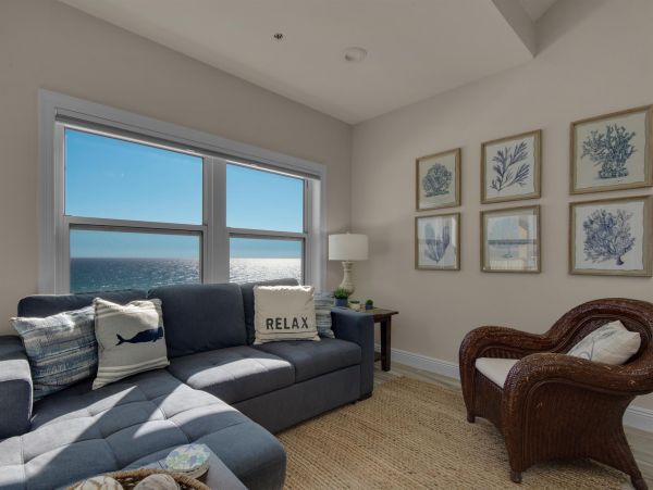 Luxury Vacation Rental  Beachfront Retreat