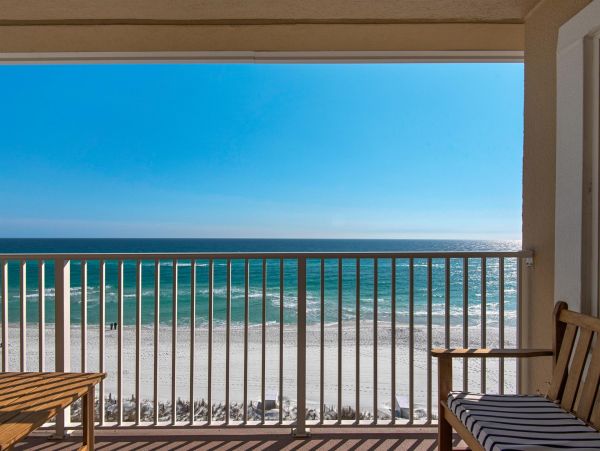 Luxury Vacation Rental  Beachfront Retreat